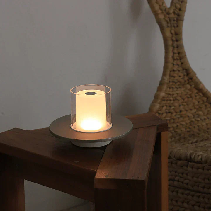 CandleGlow – Nowoczesna lampa LED na indukcję