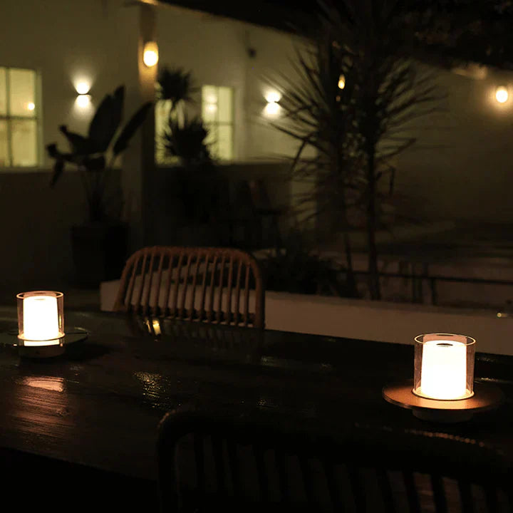 CandleGlow – Nowoczesna lampa LED na indukcję
