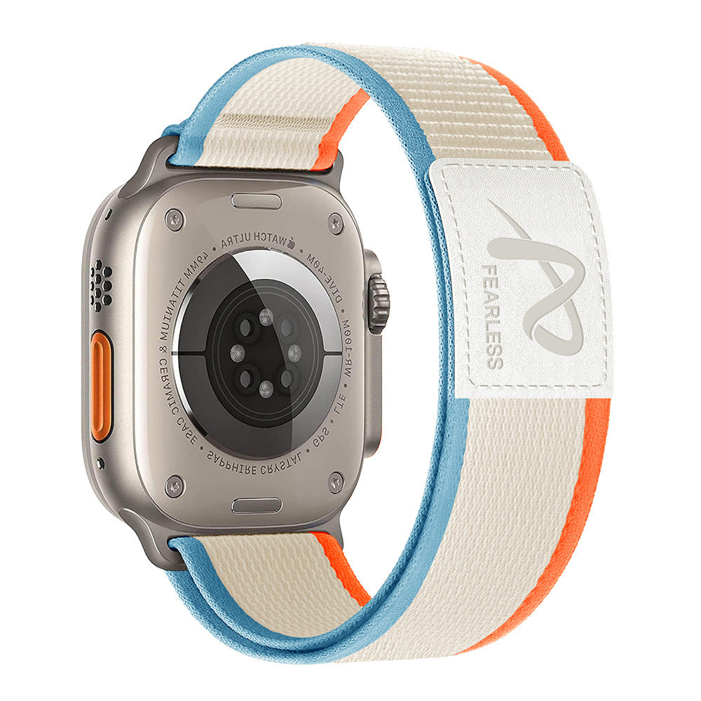 Kožený štítek Trail Loop nylonový pásek pro Apple Watch
