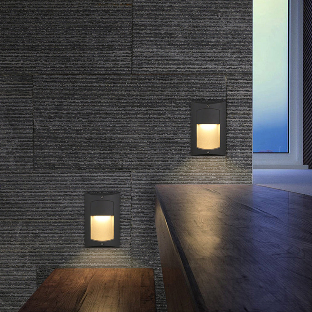 Minimalistische LED-Stufenleuchten Harre — Bündig montiertes Design für den Außenbereich