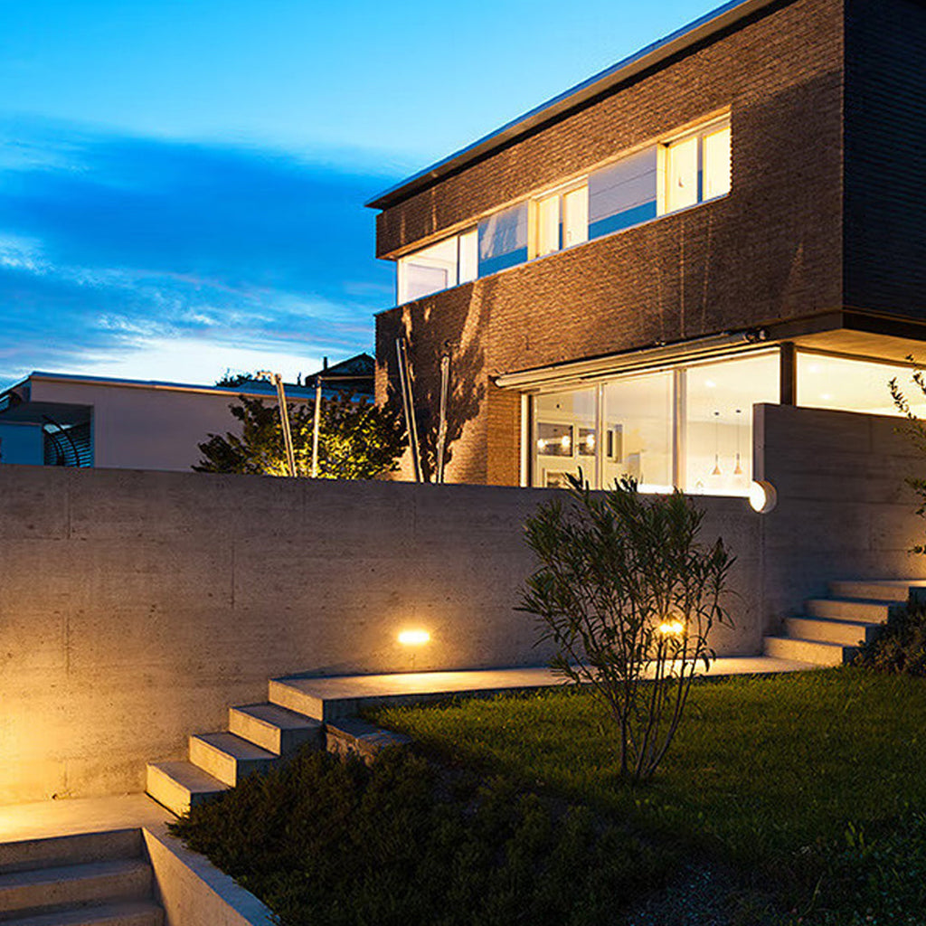 Minimalistická geometrická venkovní LED nášlapná svítidla Lester — zapuštěná montáž