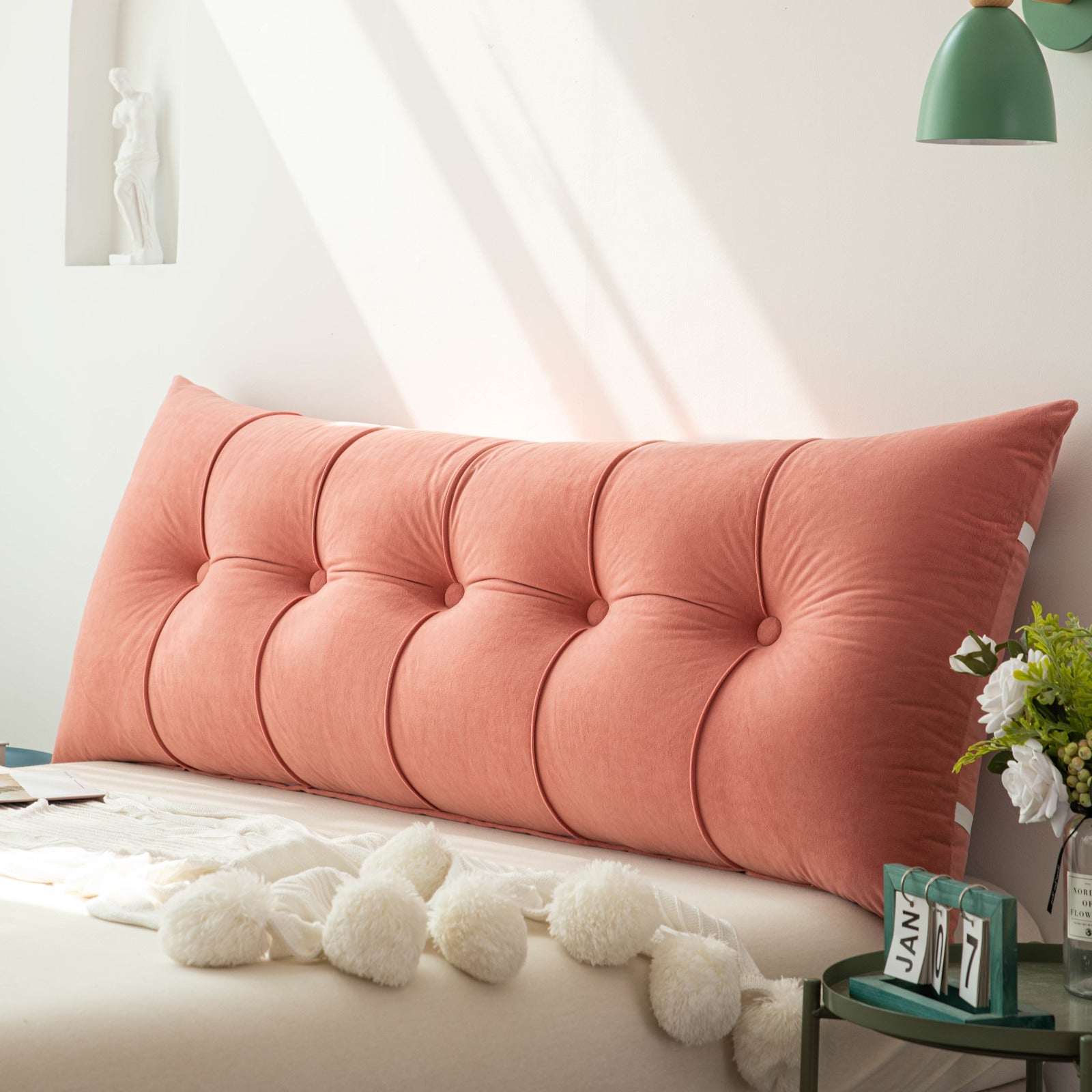 Luxusní polštář na čelo postele