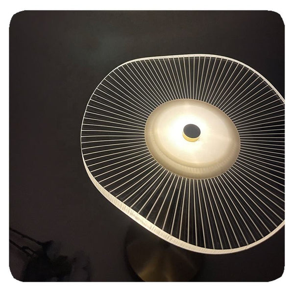 إلوميا - مصباح طاولة LED حديث