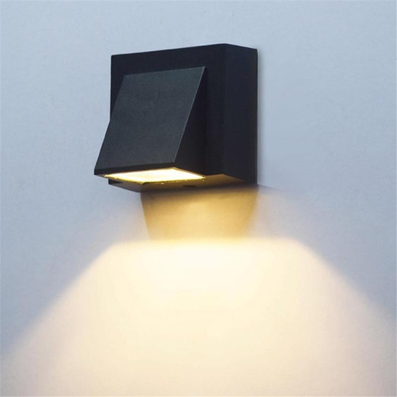 Applique murale LED en métal noir Vexto — design extérieur moderne
