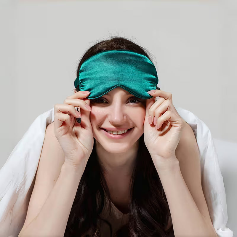 Hedvábná maska na oči pro relaxaci a lepší kvalitu spánku