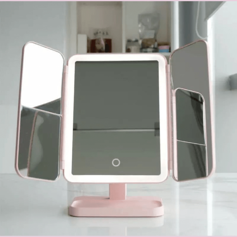 مرآة المكياج Nova Glow المزودة بإضاءة LED متعددة الألوان وتصميم ثلاثي الأجزاء