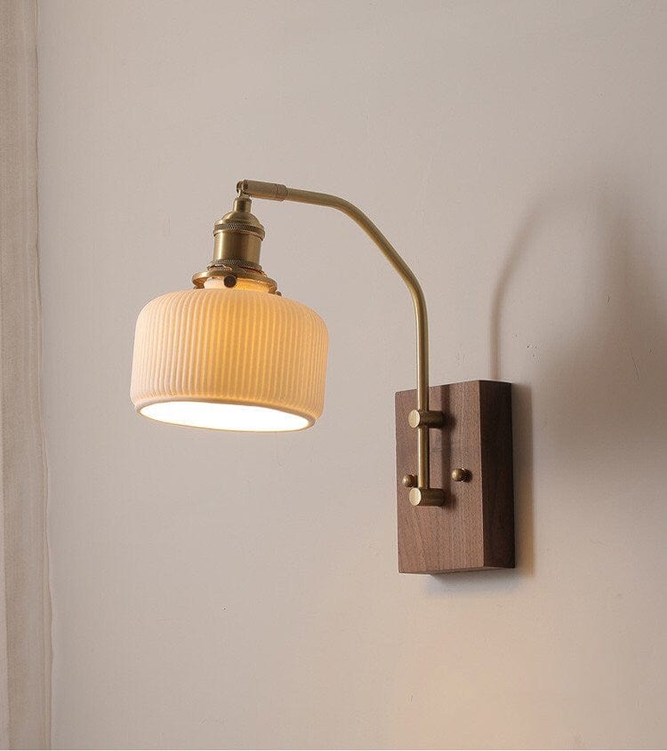 Ceramiczna lampa ścienna LED z oprawą z drewna orzecha czarnego w stylu retro