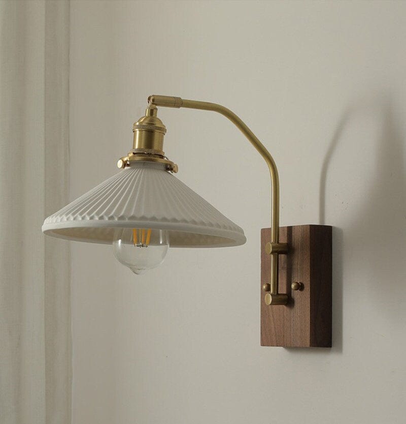Ceramiczna lampa ścienna LED z oprawą z drewna orzecha czarnego w stylu retro