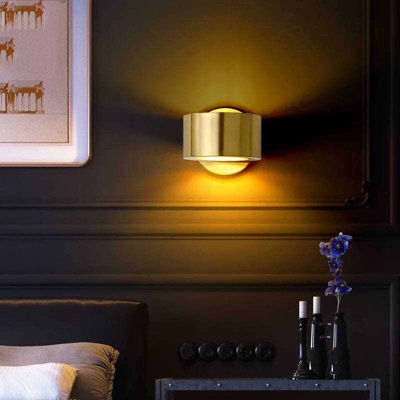 Goldene Ring-Wandlampe