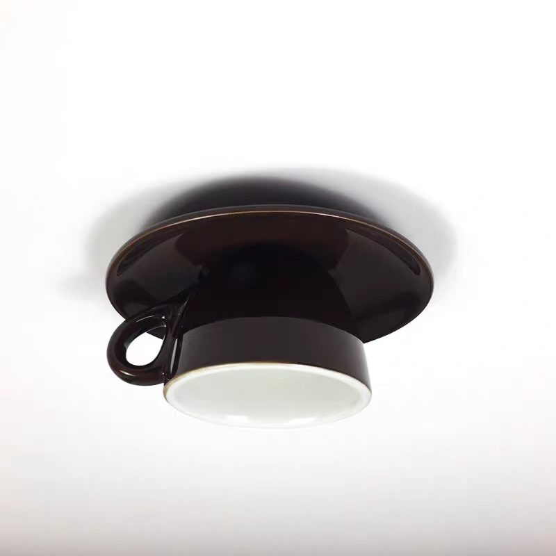 Plafonnier en céramique extra-plat Aria - design moderne en forme de tasse à café, câblage direct