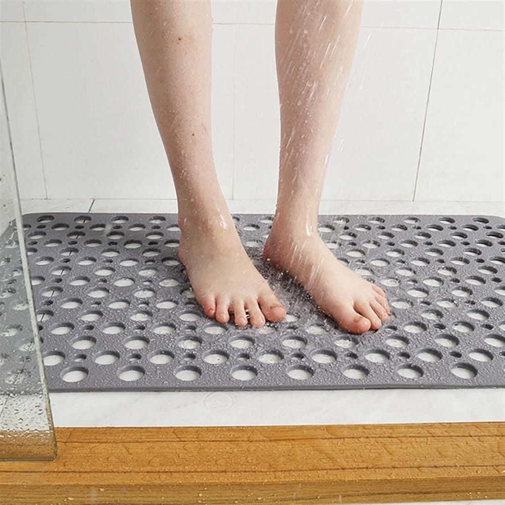 Anti-Slip Shower Mat With Suction Cups And Drainage