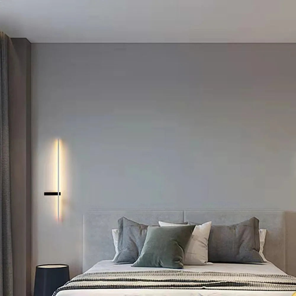 Arisha minimalistisk lineær væglampe — flerfarvet design, pære inkluderet, fast ledningstilslutning