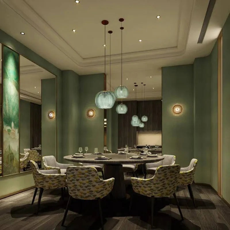 Suspension verte Aira — verre nervuré artistique, design nordique
