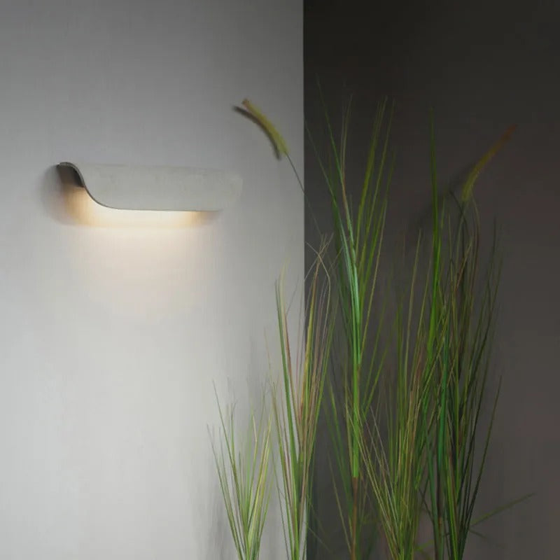 Moderní venkovní nástěnné LED svítidlo Ray — krytí IP65, žárovka s teplým světlem součástí balení