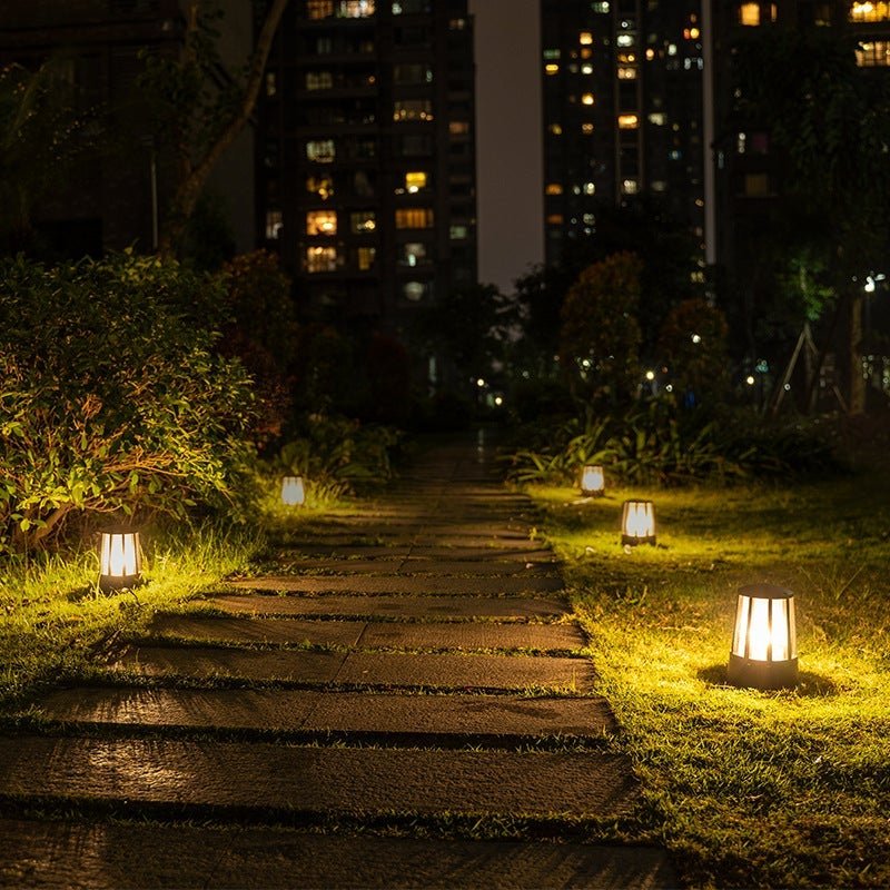 Borne lumineuse extérieure ronde noire moderne Annette — Lanterne LED 3000K