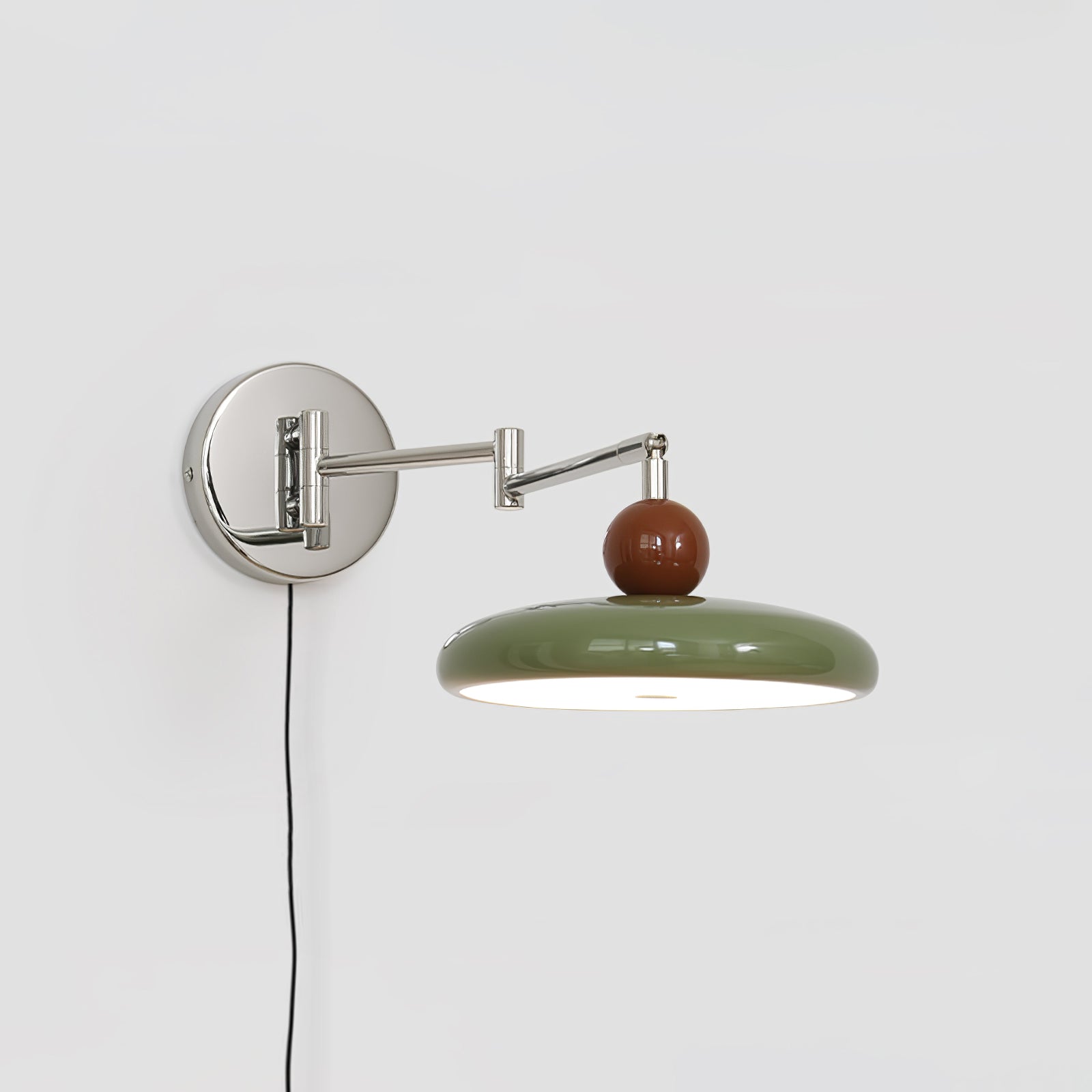 Lola Plug - in Wall Lamp - Vakkerlight