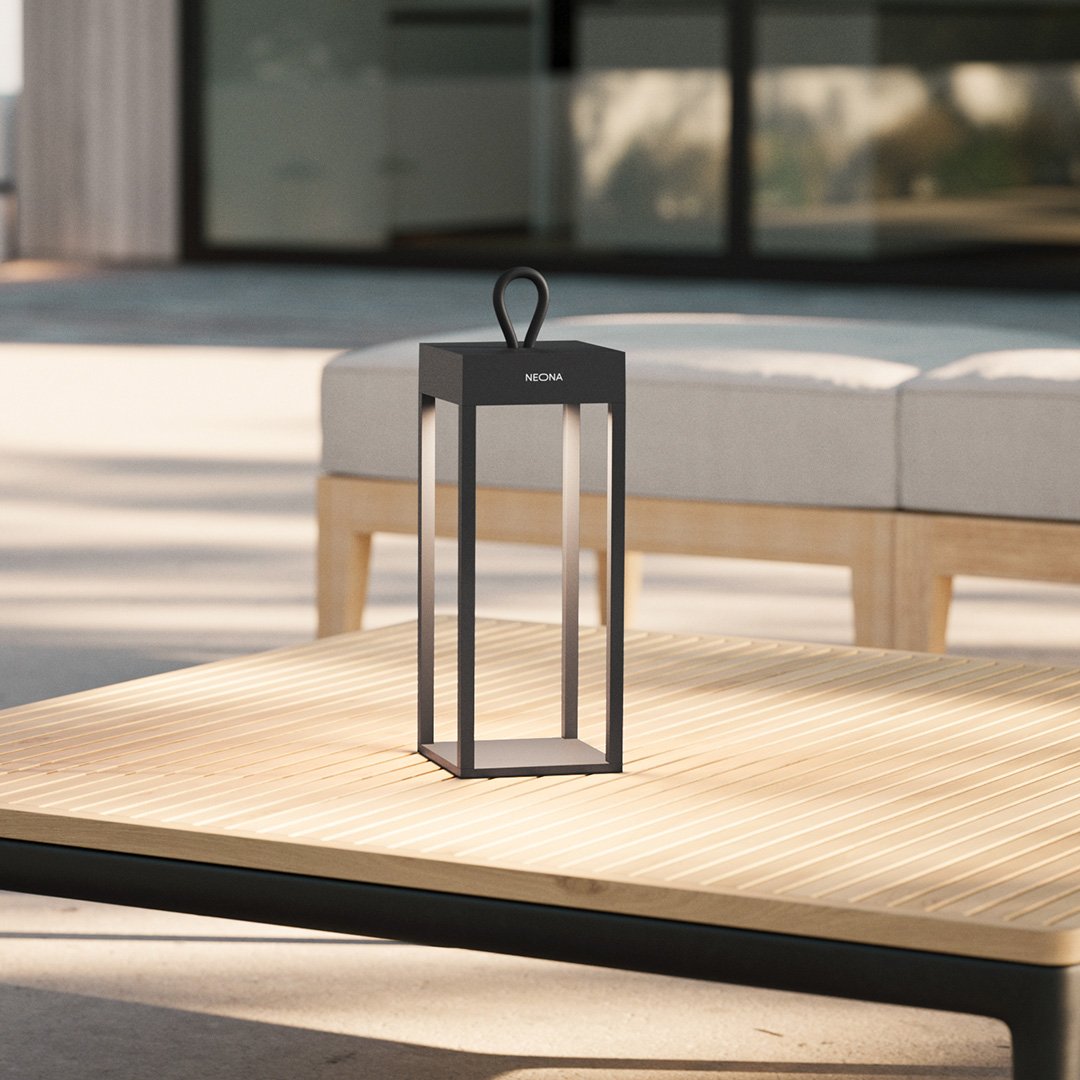 لوميتاتش - مصباح LED محمول مع تحكم باللمس