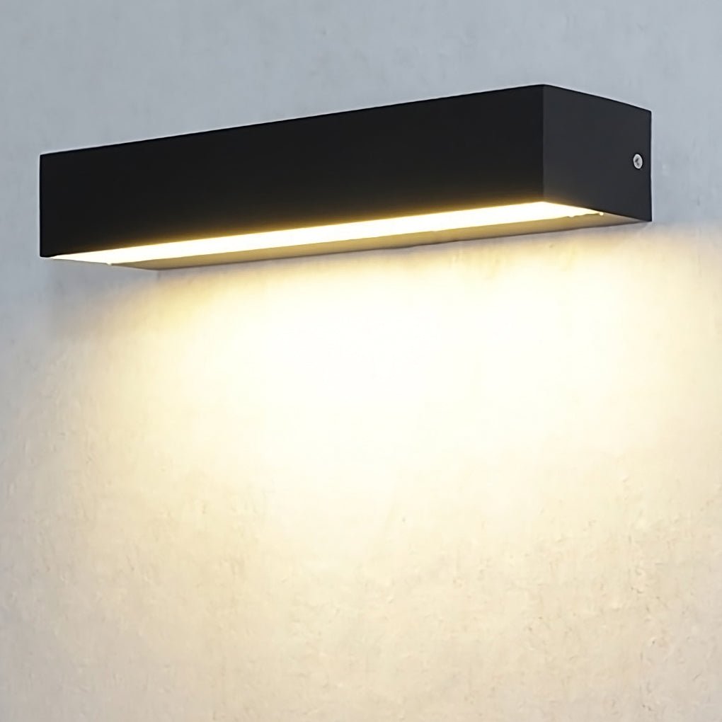 Edin Rectangle LED Outdoor Wall Light — Slim Frame, Modern Profile
