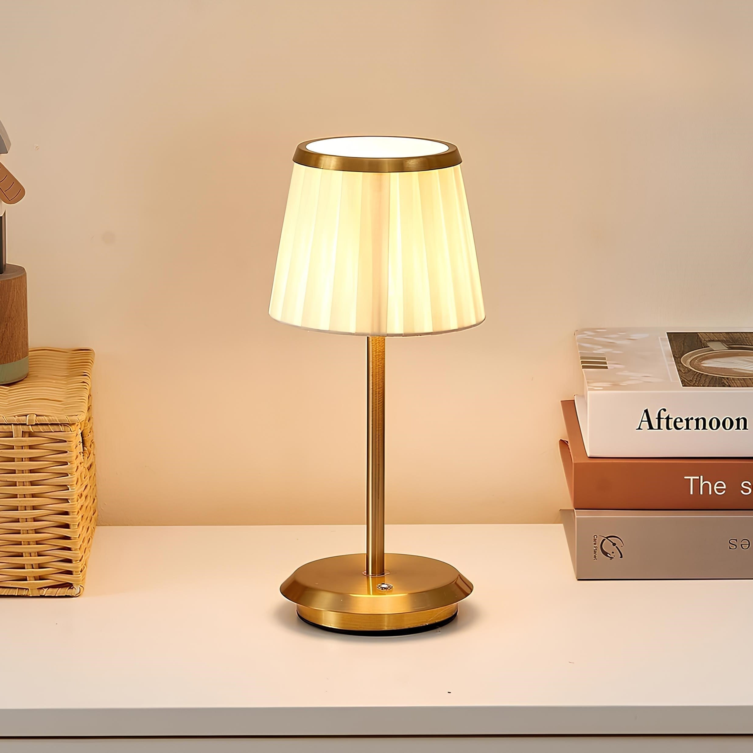 Viora Glow Touch Lampe – Elegante LED-Tischleuchte