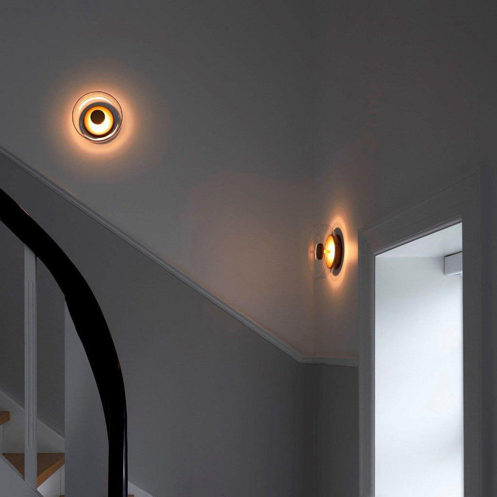 Glimmera rund væglampe — 9″ diameter, slankt design