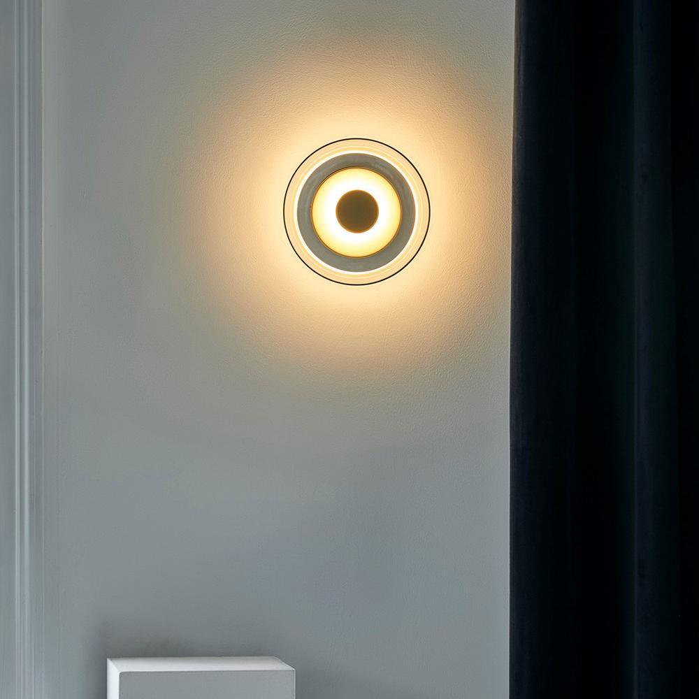 Glimmera rund væglampe — 9″ diameter, slankt design