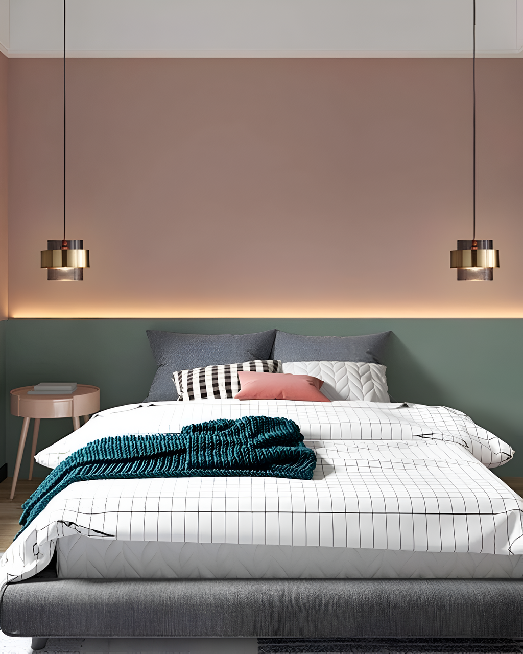 Vellora | Lampu Gantung Moden Dengan Kaca Emas dan Aksen Industri | Orntli