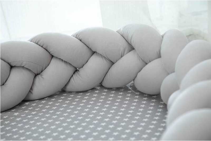 編み込み式赤ちゃん用巣穴