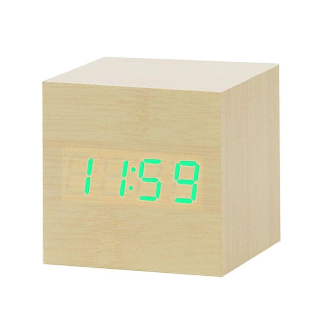 Reloj Despertador LED Nórdico con Control por Voz – Recargable por USB, Diseño Moderno con Pantalla Brillante