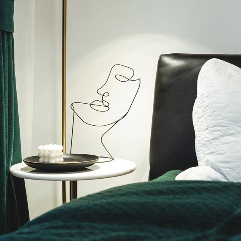 ArtForm – Sculptură abstractă modernă din fier, cu siluetă, pentru o eleganță atemporală