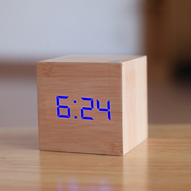 Reloj despertador cuadrado digital LED