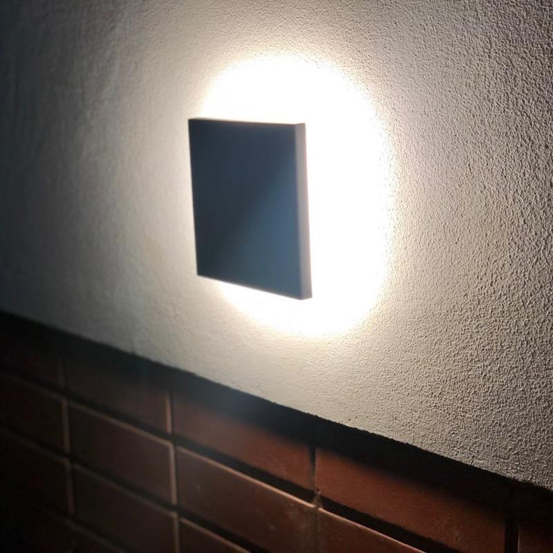 Lumière LED moderne pour extérieur en forme de disque