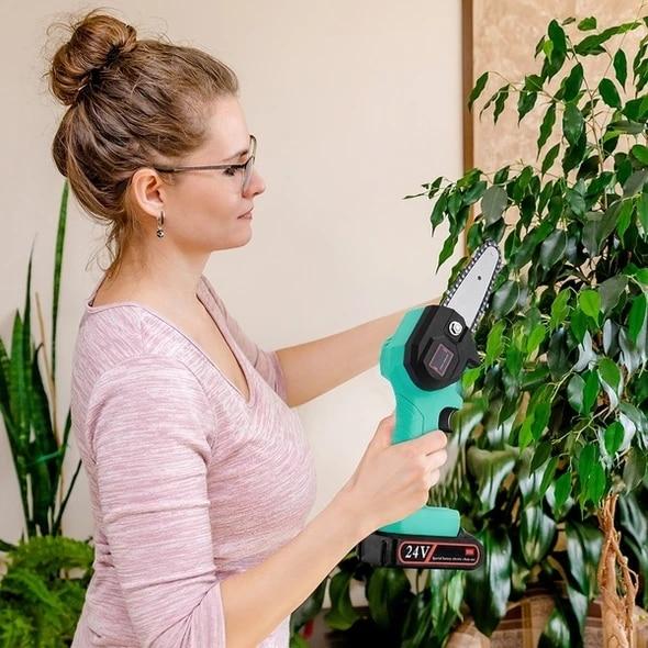 ForestPro ™ vezeték nélküli láncfűrész