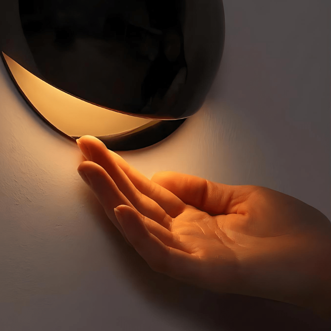 Koleksi Renée Sconce