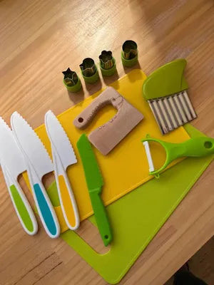 Set Dapur Selamat Kecil untuk Kanak-Kanak Belajar Memasak