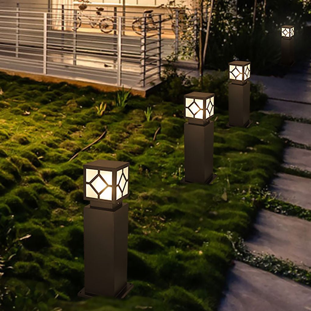 Whitney-retrohenkinen eurooppalainen aurinkokennopylväsvalaisin – nelikulmainen huurrelasivarjostin, pehmeä ja tasainen valonjako