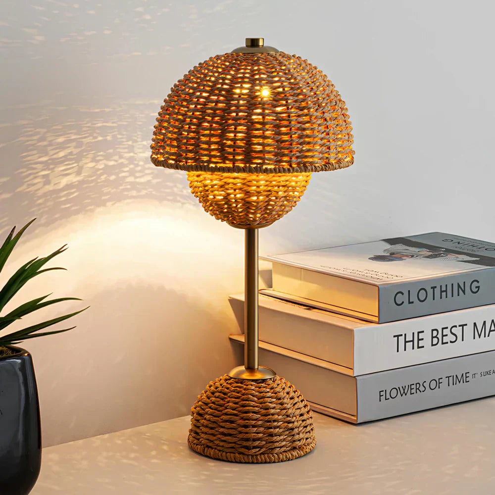 EcoBamboo Masa Lambası – Modern Mekanlar için Sürdürülebilir ve Minimalist Aydınlatma