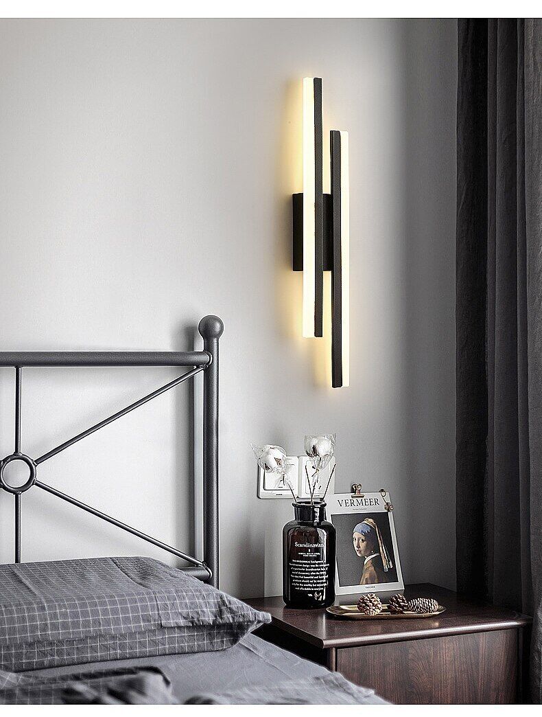 Moderne LED-væglampe – lange lyssprosser