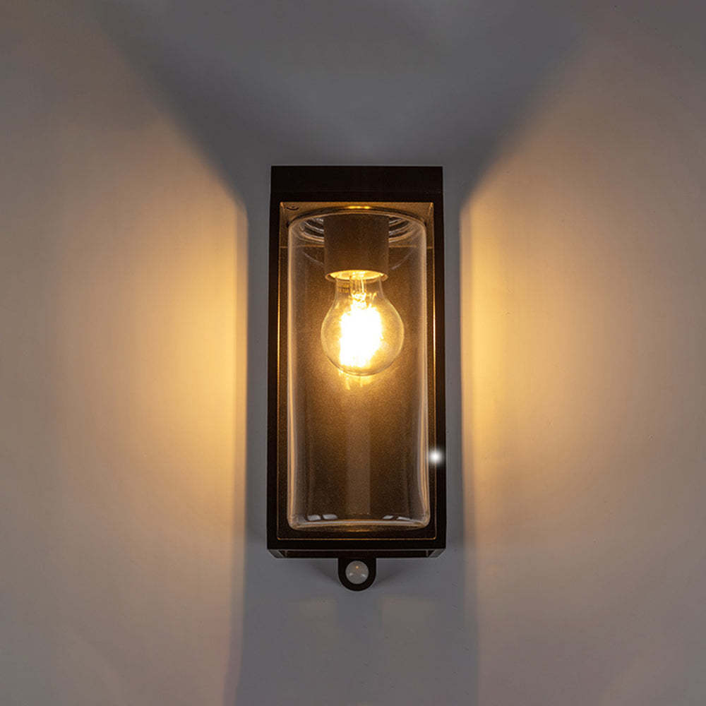 Lampada solare rettangolare da parete Ray — impermeabile IP65, paralume in vetro, lampadina LED a luce calda inclusa