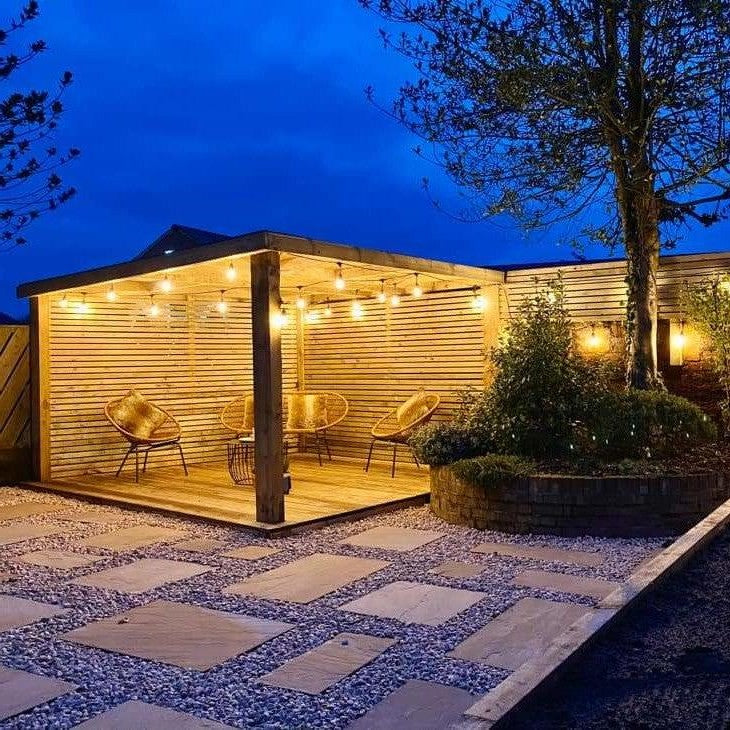 أضواء سلسلة خارجية مقاومة للماء قابلة للتوصيل بمقبس LED لون أبيض دافئ للاستخدام الشاق