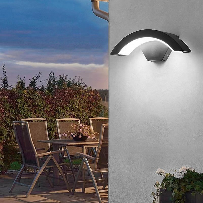 Candeeiro de parede LED preto em arco — alumínio impermeável IP65, 18W/36W