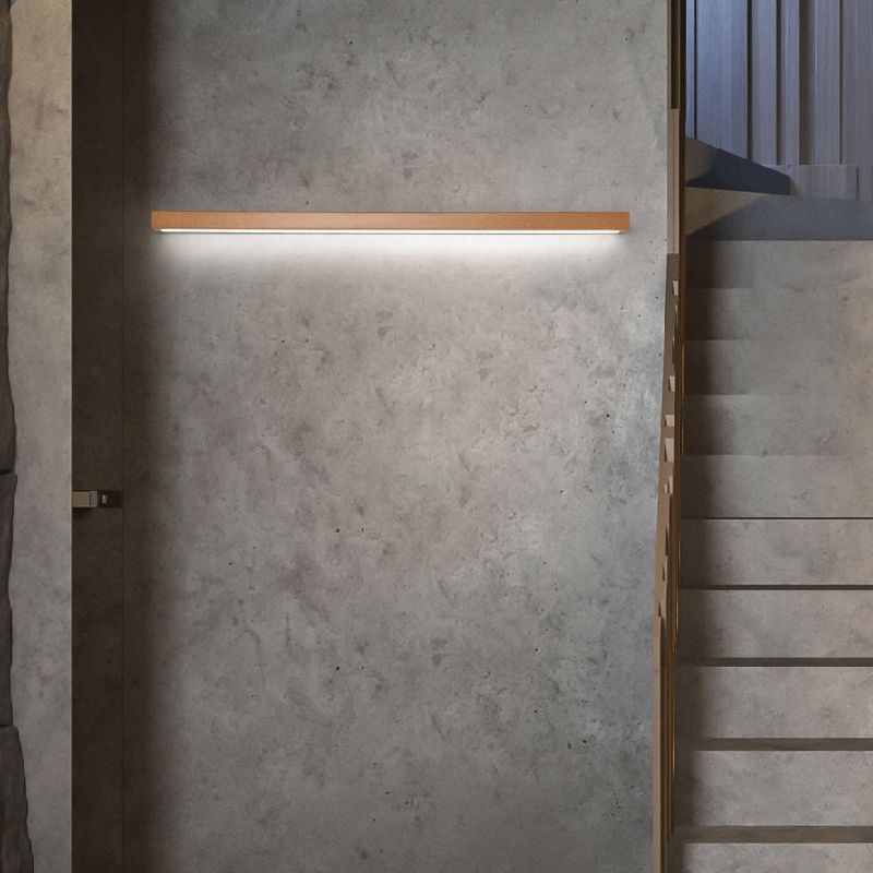مصباح جداري خطي LED من الخشب والأكريليك — بأسلوب جاباندي