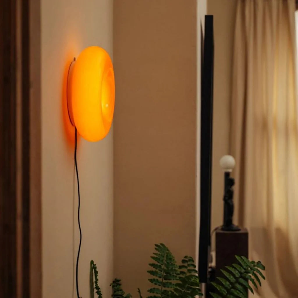 Rund væglampe i glas - berøringsdæmper, varmt LED-lys, orange eller hvid