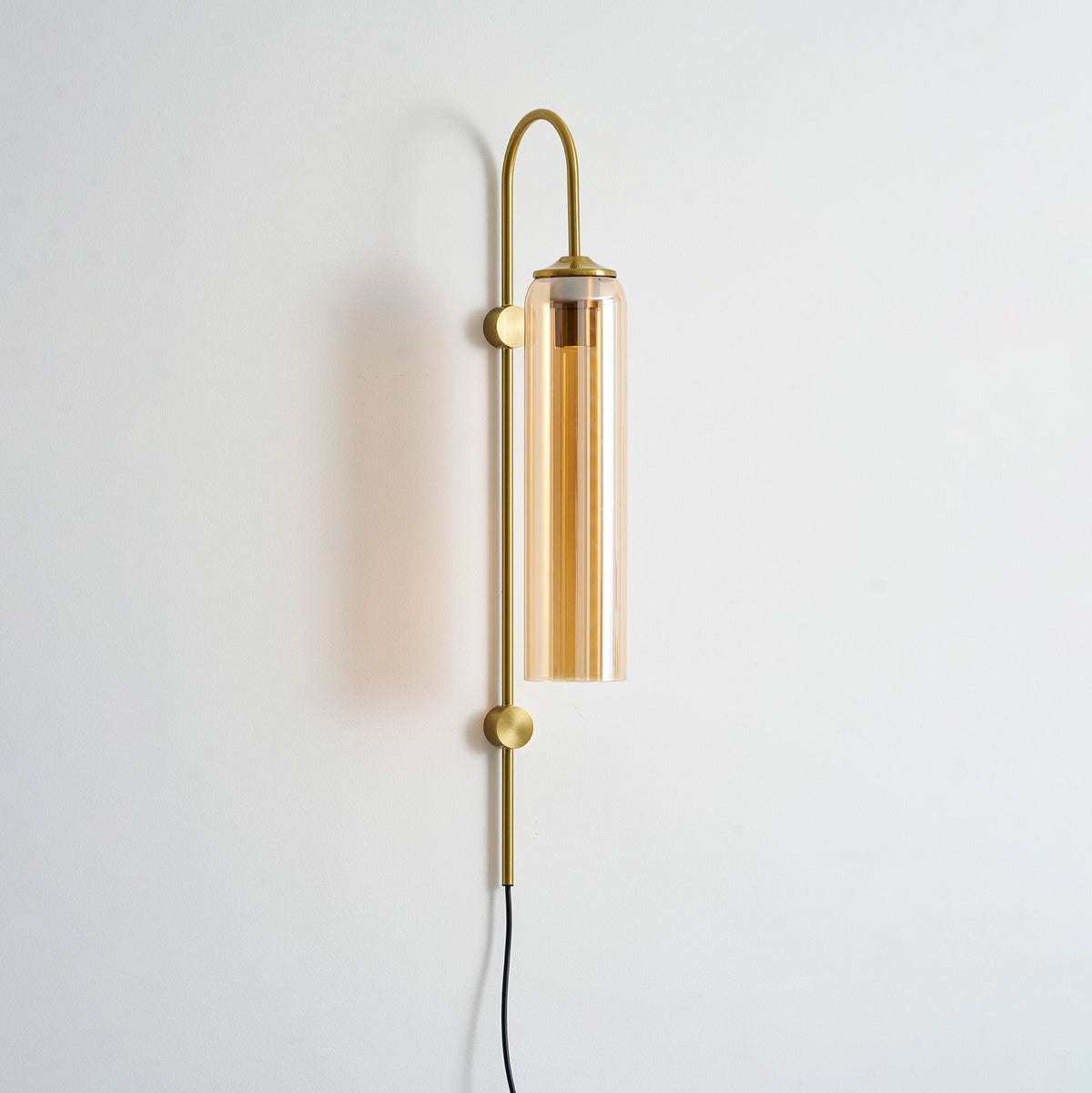 Stecker-Wandleuchte aus Glas, moderne zylindrische Form