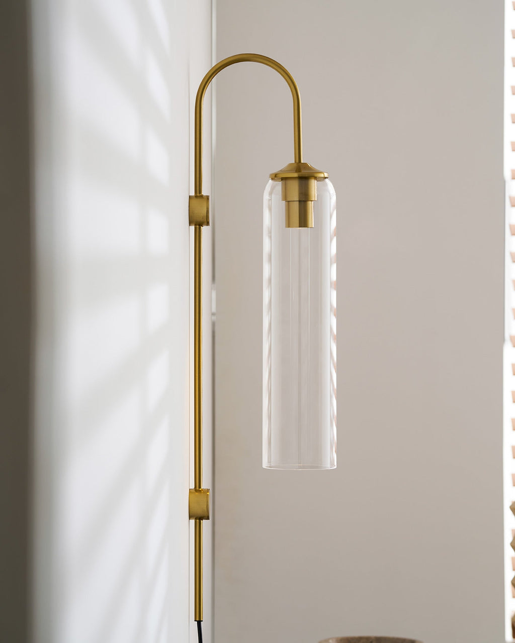 Stecker-Wandleuchte aus Glas, moderne zylindrische Form