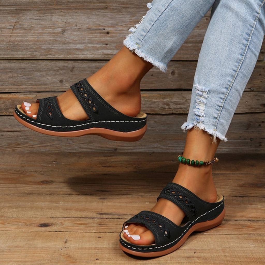 Women's Supportive Decorative Strap Slide Sandals | Orntli