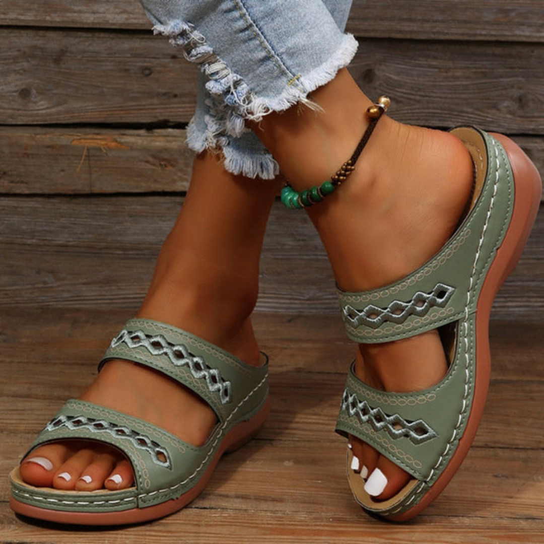 Women's Supportive Decorative Strap Slide Sandals | Orntli