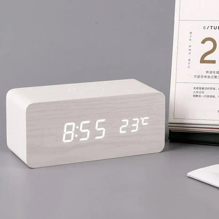 ChicClock - Reloj despertador elegante con activación por voz